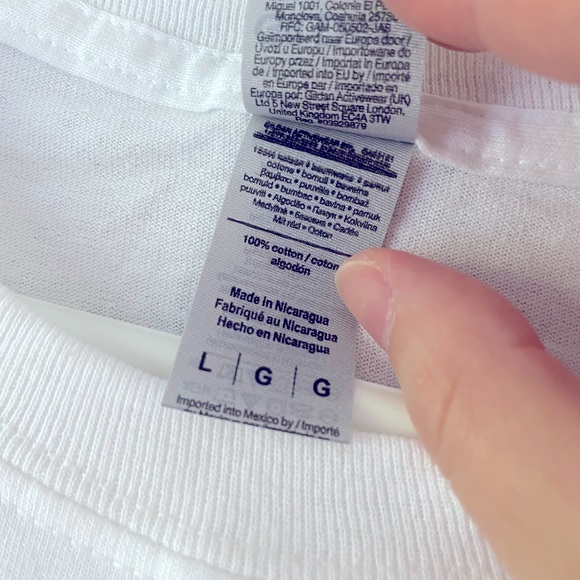 NWOT Gudetama Long Sleeved Graphic Shirt, White - Picture 6 of 7